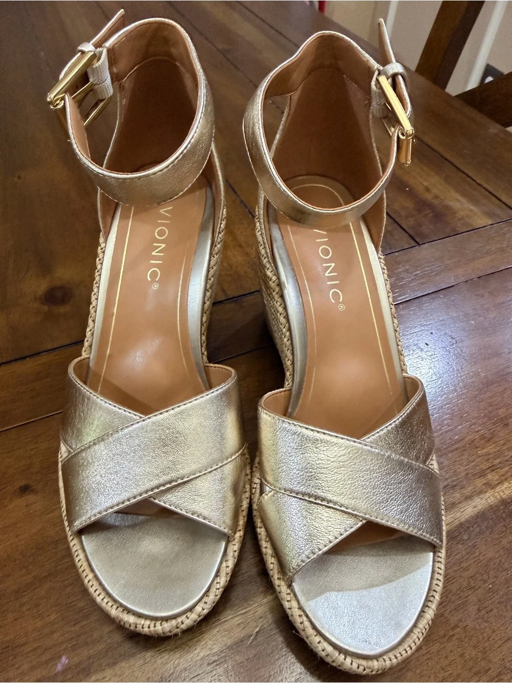 Vionic Marina Metallic Gold Leather Espadrille Wedge Sandals Size 6 Comfort